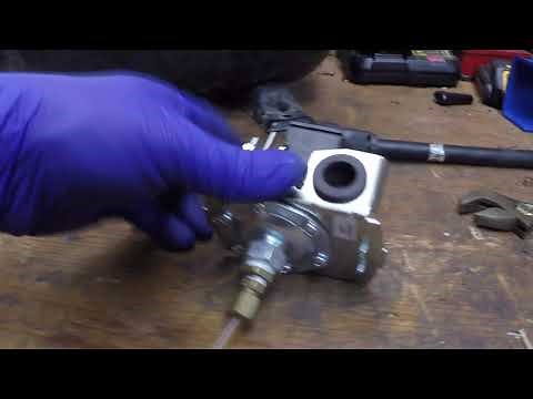 Installing replacing new pressure switch on shallow well water jet pump Amazon LEFOO LF16 40-60psi