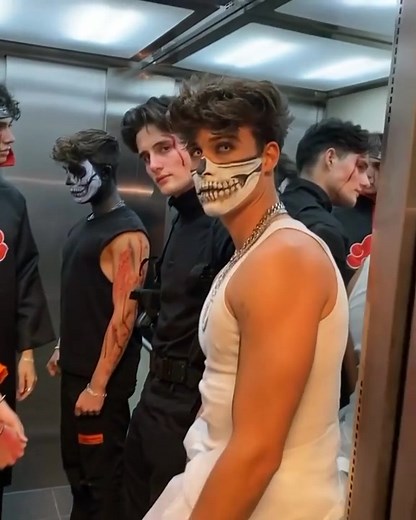 #halloween2021 #menmodels