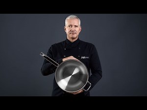 The right wok for searing and low-fat crisp frying – Fissler Original-Profi Collection® Wok