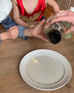 The Kern family shows the importance of washing your hands 👏🏽🚿 | Tennessee Titans