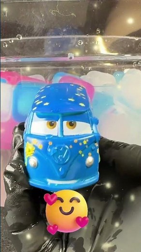 Color Changer For Real? DISNEY PIXAR CARS Fillmore Van Diecast Car Toys Unboxing Review