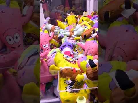 Trying to win spongebob squarepants on the smart industries prize time classic claw machine