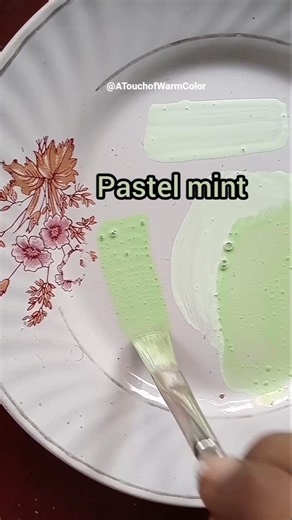 Shades of green colour🎨💚 #colormixing #art #creativeart #youtubeshorts #paintmixing #satisfying