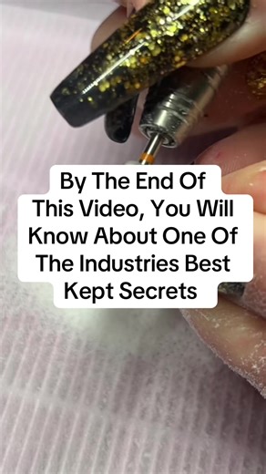 The Essential Dust Extractor for Nail Techs