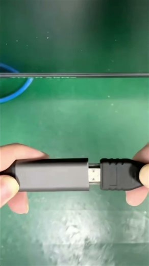 Learn how to easily connect a large-screen monitor using a Type-C to HDMI female adapter.