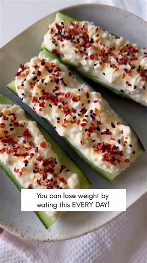 Courtney Skye | Keto Recipes 🥑 on Instagram: "🥒🥚 Creamy Stuffed Cucumber Boats – Fresh, Light & Keto-Friendly! 🌿✨ Crunchy cucumber filled with a creamy egg, yogurt, and cream cheese mix, topped with a touch of spice. This refreshing bite is protein-packed, low-carb, and perfect as a quick snack, light lunch, or party-ready appetizer. 👌😋 💡 Why this recipe’s a win: ✅ Cool, creamy & full of flavor ✅ High in protein & healthy fats ✅ A fun, refreshing low-carb snack idea 📊 Macros (per serving