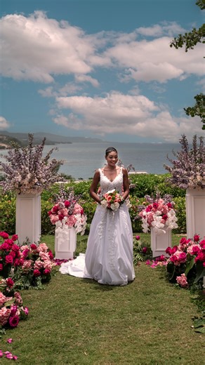Round Hill Hotel and Villas on Instagram: "Make it yours.⁠ ⁠ Nestled in our lush hillside, Round Hill Resort’s private villas offer the intimacy of backyard “I do’s”—but with breathtaking Caribbean views. Exchange vows overlooking the sea, dine under the stars on your villa lawn, and celebrate with loved ones just steps from your private pool and garden.⁠ ⁠ Dreaming of a villa wedding in Jamaica? Our dedicated wedding specialists are here to bring your Caribbean romance to life. Visit the link i