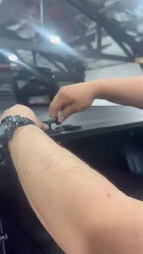 Retrax Pro FRC-4000 Tonneau Cover Features