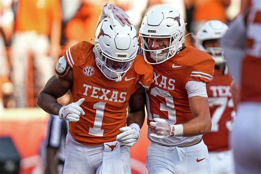 Live updates: No. 8 Texas football hosts Sam Houston in Austin