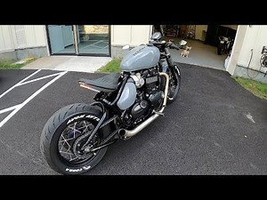 Triumph Bobber Cat Delete Exhaust sound. (before and after)