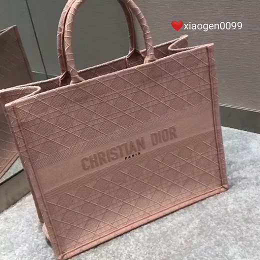 惊！Dior迪奥tote这是新出的什么神仙配色太美了吧！