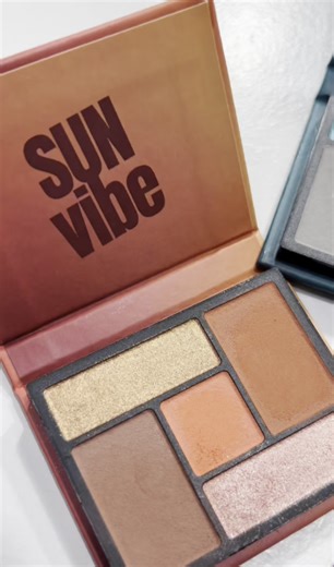 Novas Paletas Sun, Ocean e Candy Vibe da Avon Color Trend
