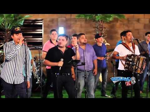 Los Elementos De Culiacan Ft Lenin Ramirez & Banda La Conquista- Cuando Niño (En Vivo 2015)