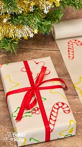 String Printing: The Easy and Oh-So-Good Way to Wrap Gifts! Level up your gift-wrapping game with stunning handmade creations using string stampers. It's a breeze! Share your holiday theme with us in the comments below ⭐ Discover the magic here >>> https://www.bakerross.co.uk/craft-ideas/kids/string-printing-christmas-wrapping-paper/ #BakerRoss #ChristmasCrafting #giftwrap #Chirstmaspresents #crafts #kidscrafts #easycrafts #Christmasfun | Baker Ross - Crafts & Hobby | Facebook