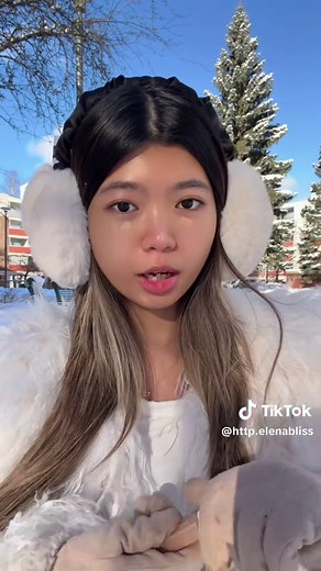 Replying to @Cecelia @CashOut Clicks videoအဆုံးမှာ giveawayပေးထားတယ်နော်🤫#fyp #elenabliss #internationalstudent #tiktokmonetize #monetization