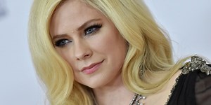 Avril Lavigne on Lyme Disease Battle: “I Was in Bed For Two Years”