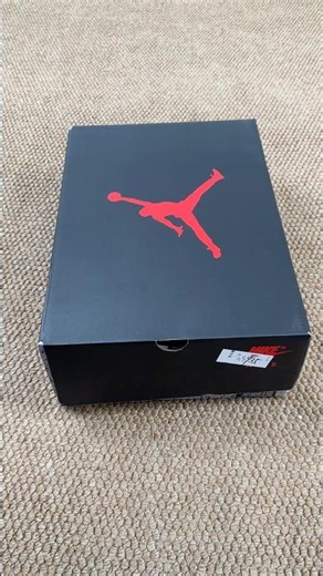 Unboxing the 2025 Air Jordan 5 “Fire Red” – Retro High Top Sneaker