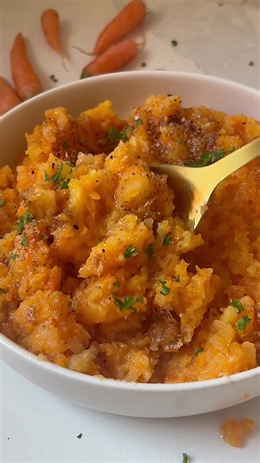 Mashed Carrots & Turnips Because it’s January and it’s time to hit the veggies hard but we want to still love eating them. I know we miss the cookies but I’m giving you brown butter here so I promise you’ll be ok. And yes I am aware that these are rutabagas but my Mom always called them turnips and so that’s what we’re going with here. Recipe-ish: 4 cups rutabaga chopped 4 cups carrots chopped 2 cups chicken broth or vegetable broth 3 Tbsp butter — 1/4 cup butter 1 small garlic clove minced 1 Tb