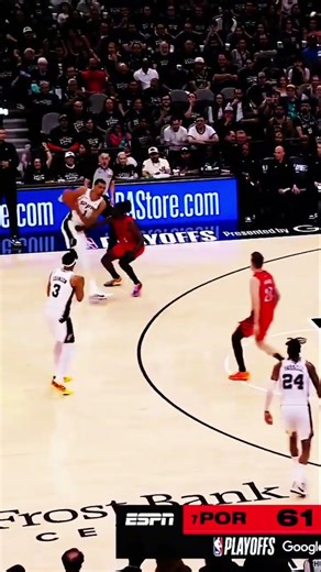 spurs in the semis😤😤😤😤👽