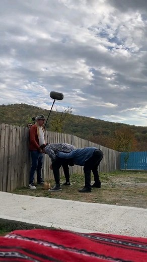 Ce mare ai crescut copile ☺️ Găsiți noul video pe Youtube 👉 Jocurile Copilăriei | Petronel Gongeanu