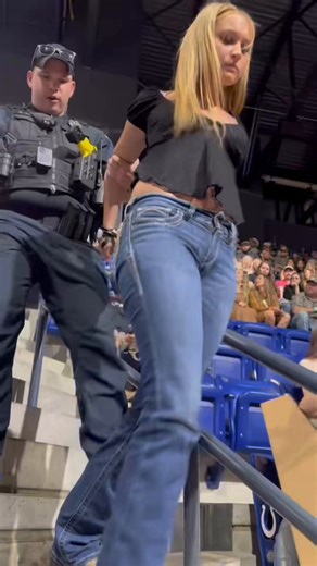 These two country girls are having a bad day! Country music is supposed to be peaceful!