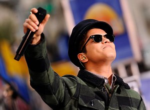 Bruno Mars’ First Big Hit Probably Isn’t What Fans Think It Is