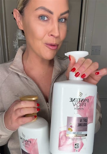 Achieve Volume and Lift with Pantene