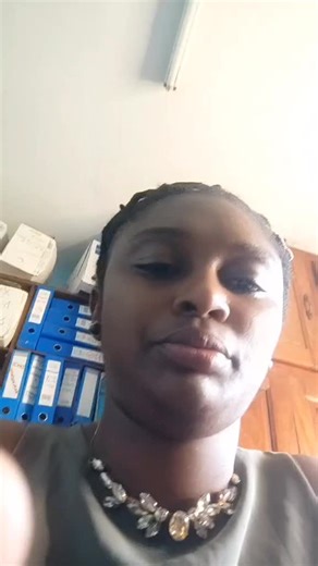 Stephanie Moussongo (@stephaniemoussongo)’s videos with son original - Nayirigui Adama