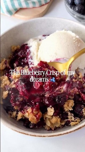 Blueberry Crisp (Martha Stewart Copycat)