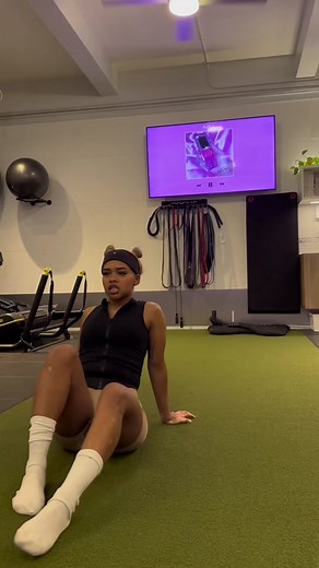 Quick Post Leg Day Stretches for Gym-Goers