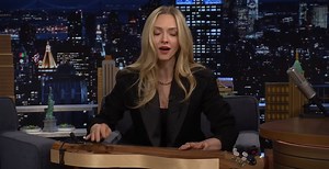 Amanda Seyfried Sings Uncanny Cover Of Joni Mitchell’s ‘California’