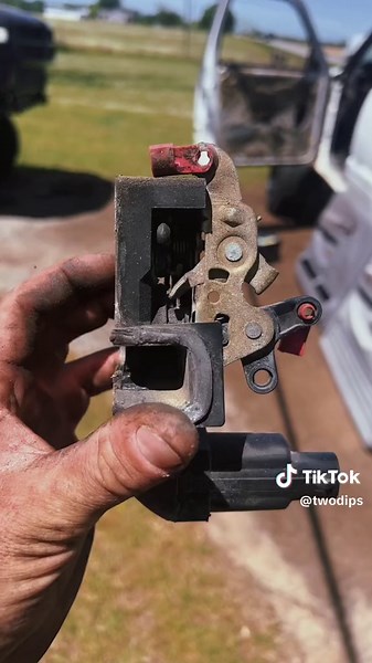 Manual to power window/locks swap in my truck #trucks #cars