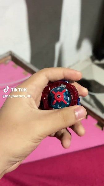 Strike Valkery Beyblade Burst Evolution Guide
