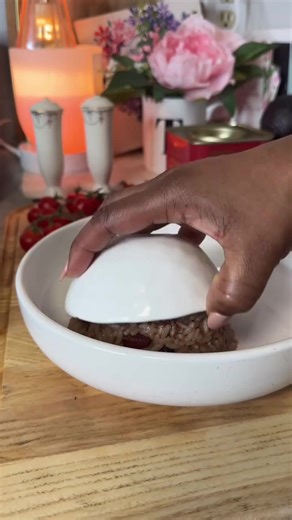 #THE TASTY MEALS OF UGANDA..a country with a variety of food that bring us together as one...Long live the pearl of Africa #TASTY MEALS UGANDA. 😋🍗🍖