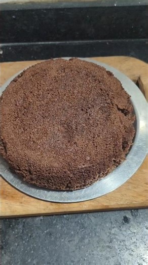 ‪@aamerifoodzaika840‬ #how to make chocolate lava cake#cake premix cake how to make at home 🫕🧀🎂🧀🎂