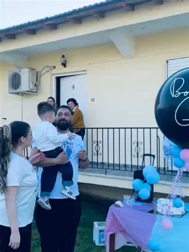 Βίβιαν Στεφανή on Reels