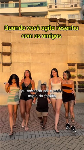 Pitanga on Instagram: "Da nem pro cheiro 😂😂😂😂"