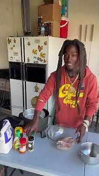 How to make a fish sandwich (THE HOOD WAY) 🐟🥪🔥