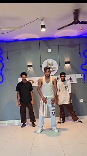 #keepsupporting #keeploving #keepgoing #dstardancestudio #keeepdancing #trending@Dance Lover ❤️ @Nikhil parki