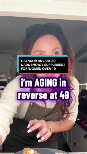 ➡️ What is NAD? It's a coenzyme your body needs in every single cell, and your levels decline as you age — especially after 40. That's why NAD is such a powerful part of any anti-aging routine. @Cata-Kor USA #catakorpartner #bestproducts2025 #antiaging #nadssupplement #womenenergysupplement