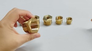 2 Pcs Brass 3/4" Male to 1/2" Female Reducer Bushing, 3/4 Inch Male to 1/2 Inch Female NPT Pipe Fitting Reducing Adapter Tube Connector Convert (3/4" MNPT x 1/2" FNPT)