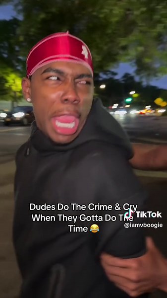 Crying Guy Gets Caught: A Boogie Wit Da Hoodie Concert Incident