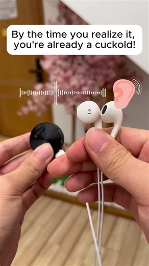 Smart Voice-Activated Recorder: Discreet and Efficient