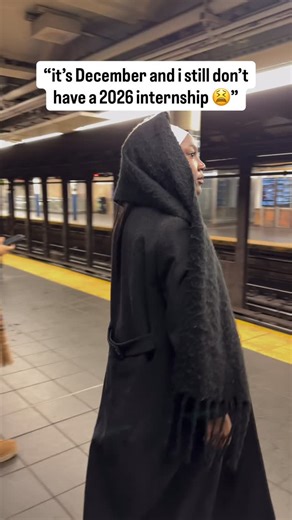 Michelle Lawson on Instagram: "it’s december and you still don’t have a 2026 internship? breathe. you’re not late. you can still find internships that are just now being released. here’s how: ✨ use internlist.com for FRESHLY released internships and newgradjobs.com for new grad roles. they’re both updated EVERY HOUR 😮‍💨 ✨ check RippleMatch to find the exact hiring manager’s name if the job is listed there. ✨ if you don’t find it, search “early recruiter” or “campus recruiter” on LinkedIn for t