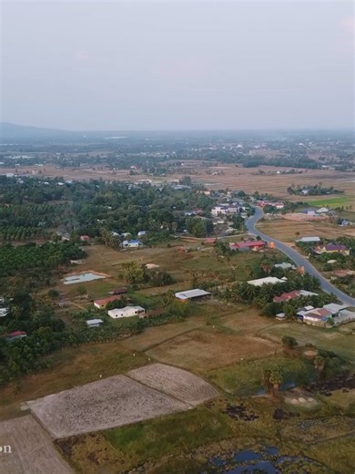 Mother nature is teacher in Kep Kep is often celebrated as one of Cambodia’s most peaceful coastal destinations. Known for its fresh seafood, quiet beaches, and scenic islands, the province has long attracted travellers seeking a slower pace of life. #Feature #KhmerTimes #Mothernature #Kep https://www.khmertimeskh.com/501857777/mother-nature-is-teacher-in-kep/
