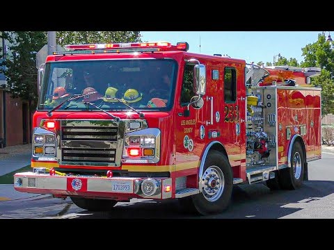 LACoFD *New* Engine 233 & Squad 130 Responding