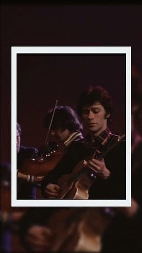 Happy Birthday Emmylou Harris! Performing “Evangeline” with The Band during The Last Waltz 🎉