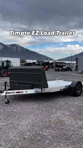 📣We are pleased to announce that we have added the Timpte EZ Load Equipment Trailer to our fleet! With the push of a button, you can raise or lower the deck making loading and unloading faster, safer and easier than ever. Plus, the 4 degree approach angle eliminates the need for ramps. Come take a look at one of our three locations. In Springville: 1180 S 2000 W 801-528-1581 In Layton: 720 S Main 801-544-7575 In Hurricane: 6477 Foothills Canyon Dr 435-239-8920 #WasatchTrailerSales #TimpteEZLoad