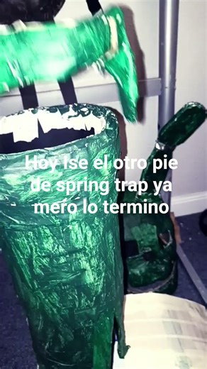 traje de spring trap