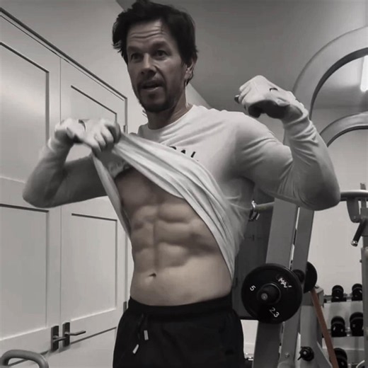 Days Glory #markwahlberg #markymark #markwahlbergedit #90s #fyp | mark wahlberg